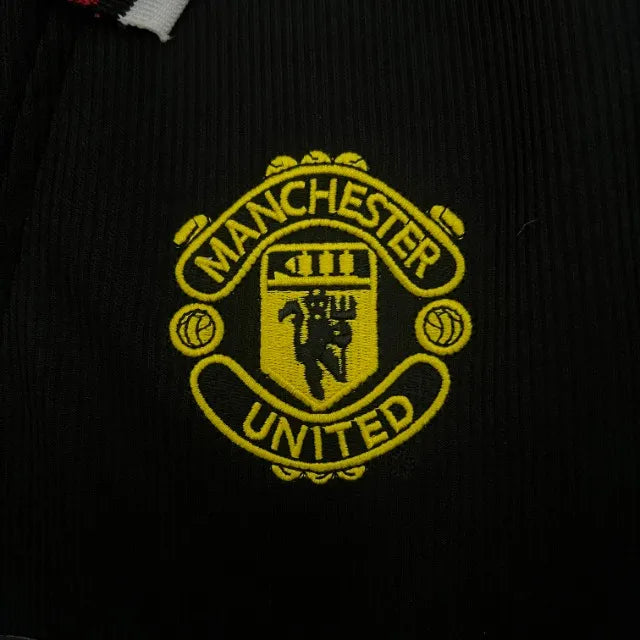 Manchester United 1998/99 Alternativa